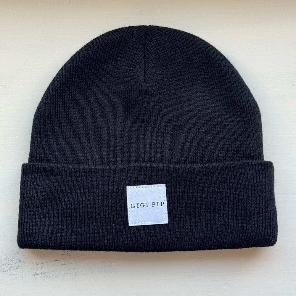Gigi Pip Black Knit Beanie Cuffed Logo Patch Hat Size O/S